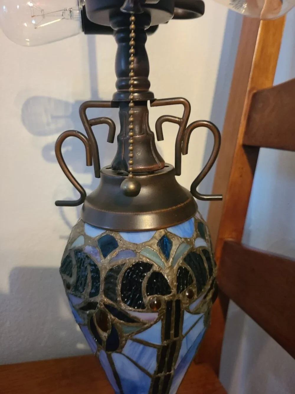 Tiffany Style 3 Light Victorian Lighted Base Lamp No Shade Leaded Glass 23.75